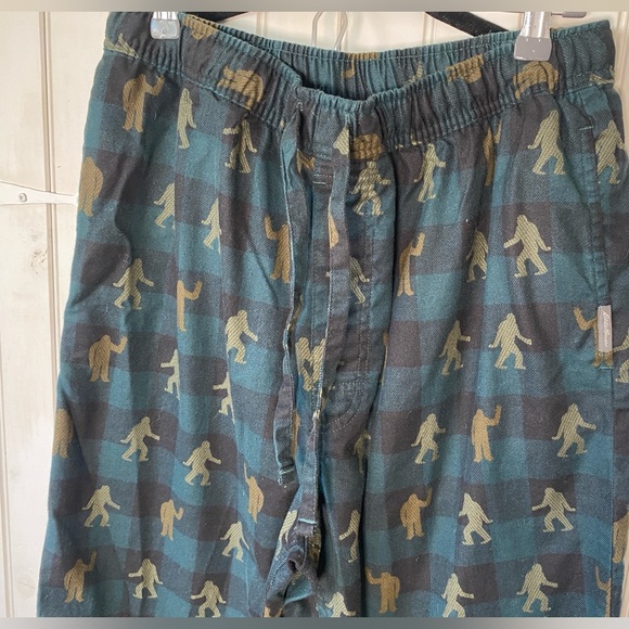 Eddie Bauer Pajama Pants Mens S Blue Plaid Sasquatch Big Foot Flannel - Picture 3 of 12